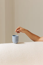 Lade das Bild in den Galerie-Viewer, THE NAKOA "ALORA" CAPPUCINO CUP - SET OF 4 (Into the Sea)