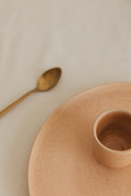 Lade das Bild in den Galerie-Viewer, THE NAKOA &quot;ALORA&quot; ESPRESSO CUP - SET OF 4 (Sunny Peach)
